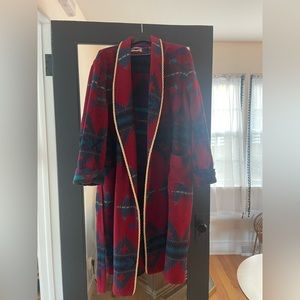 Vintage 60s Pendleton Rope Trimmed Western Aztec Wool Blanket Robe
